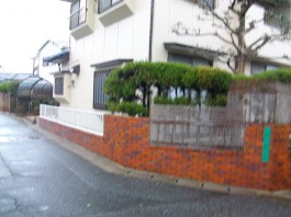福岡県福岡市南区の車庫・駐車場・カーポート・カーゲート・伸縮門扉・屋根工事前。